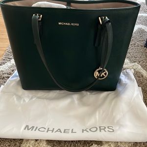 Auth Michael Kors tote